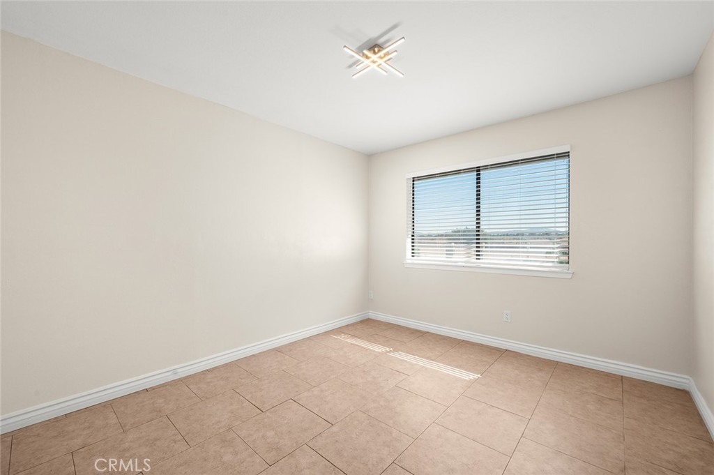 MLS #PW25229982 image #17