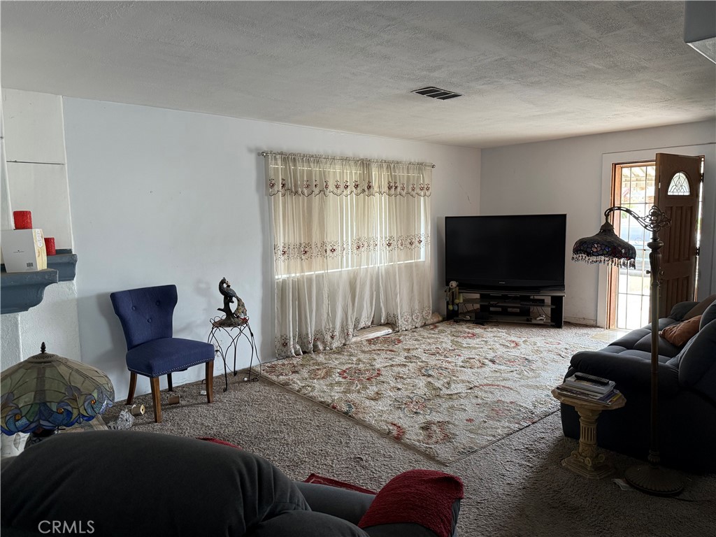 MLS #PW25230006 image #1