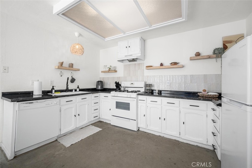 MLS #PW25230093 image #17