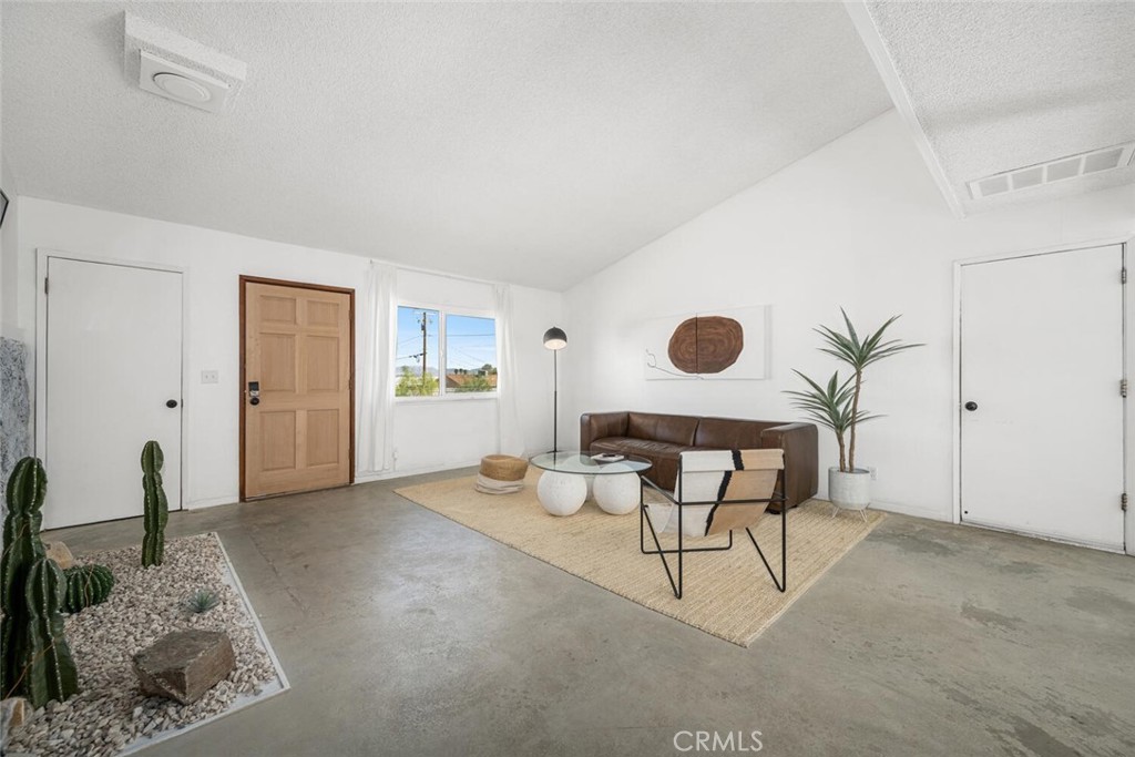 MLS #PW25230093 image #6