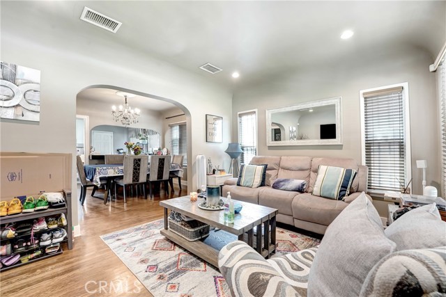 MLS #PW25230203 image #3