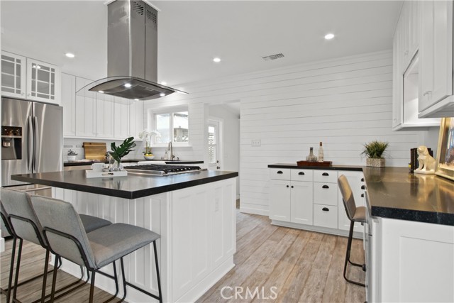 MLS #PW25230427 image #1