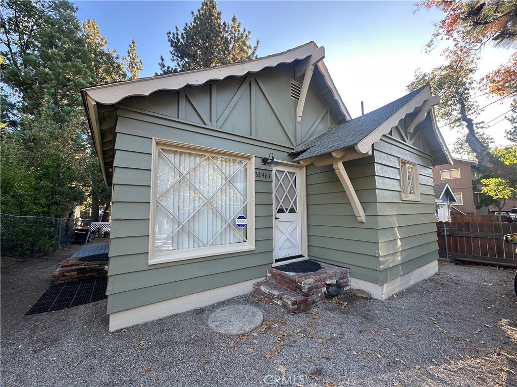 MLS #PW25231130 image #2