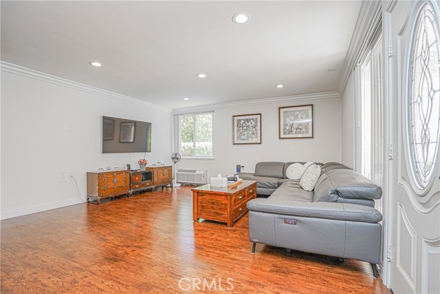 MLS #PW25231354 image #4