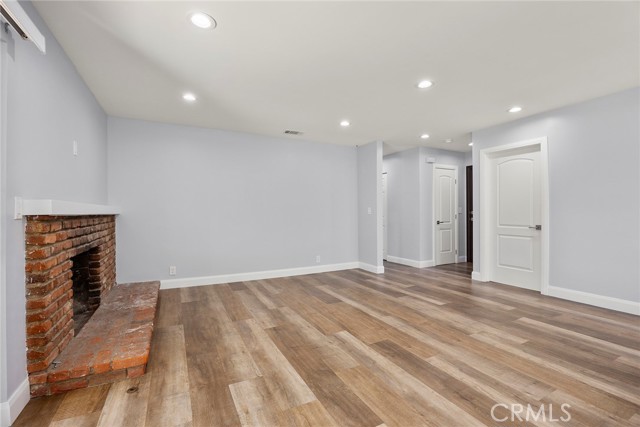 MLS #PW25231502 image #3