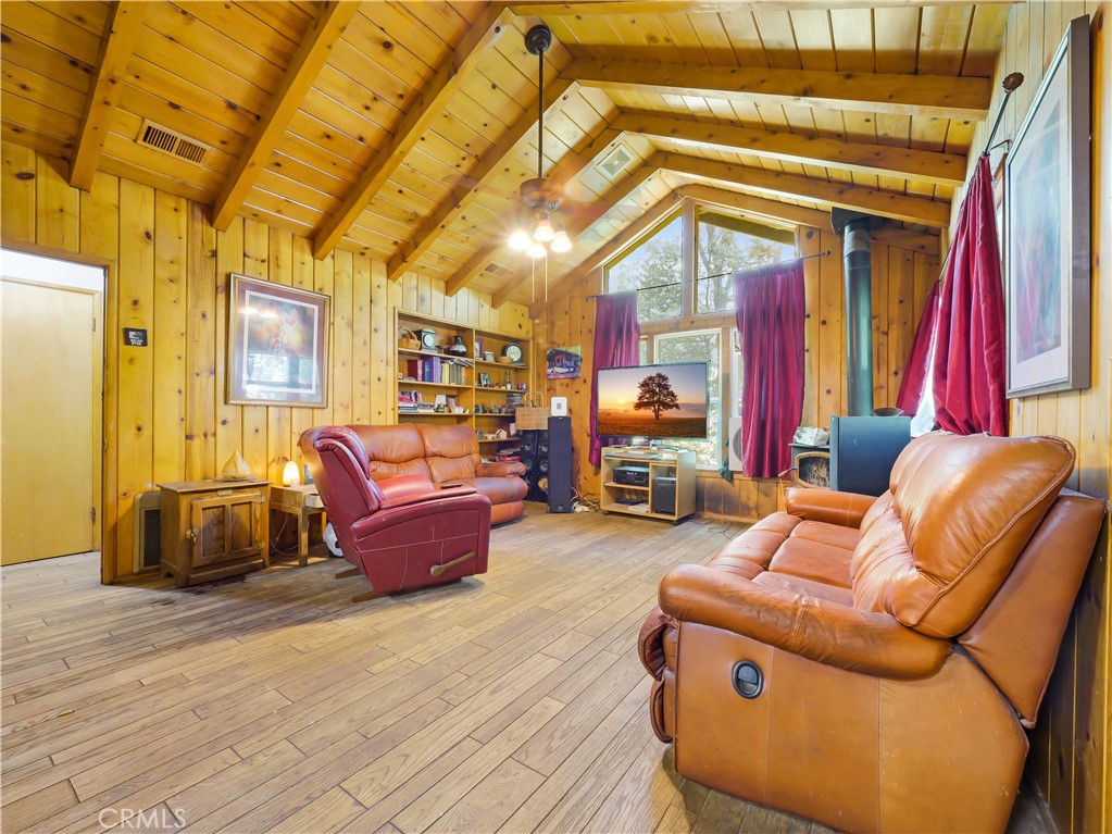 MLS #PW25231577 image #1