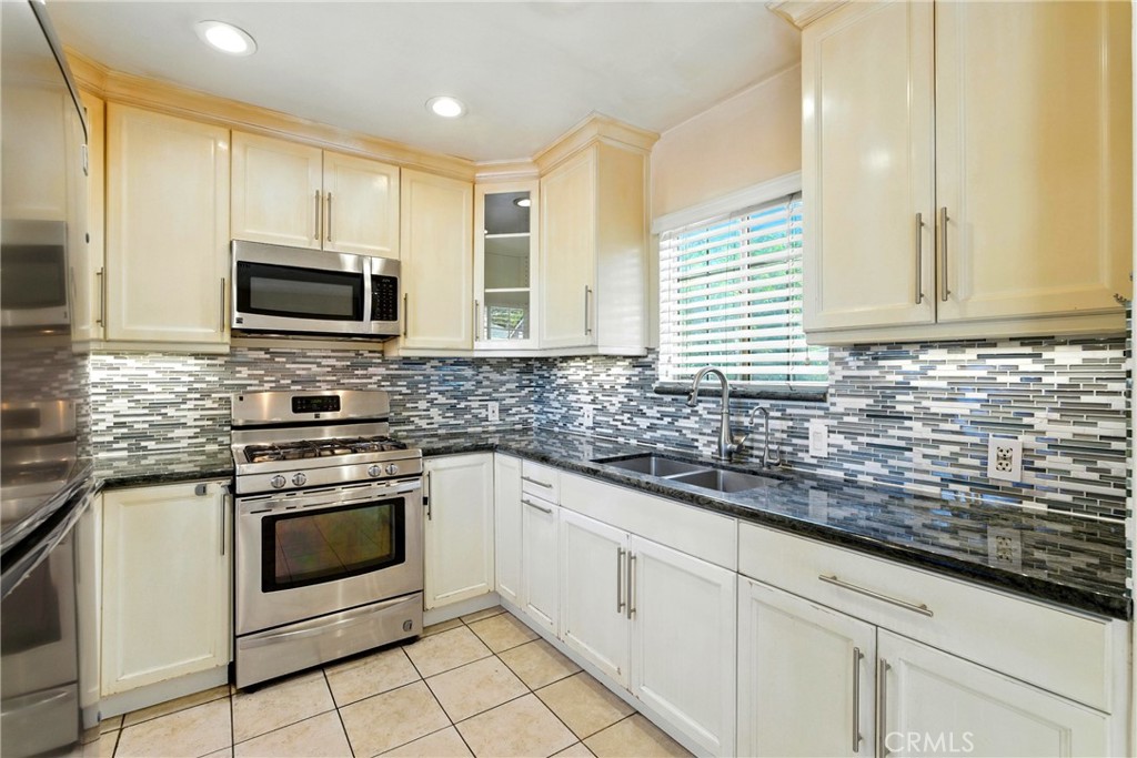 MLS #PW25232020 image #11