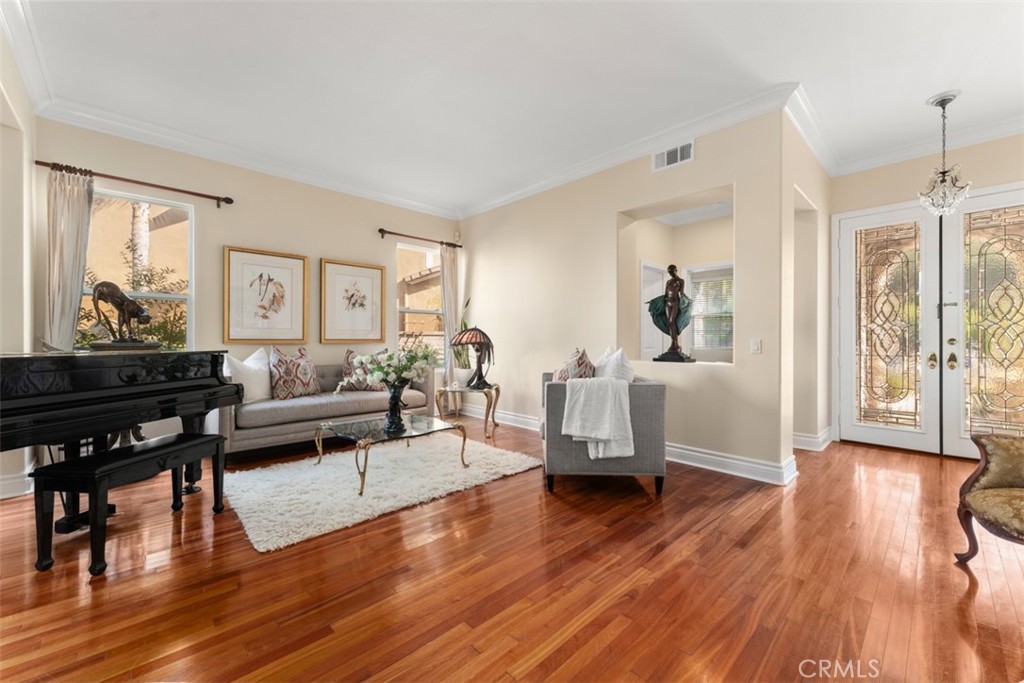 MLS #PW25232027 image #1