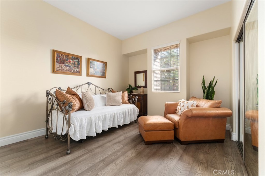 MLS #PW25232027 image #5