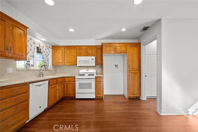 MLS #PW25232220 image #10