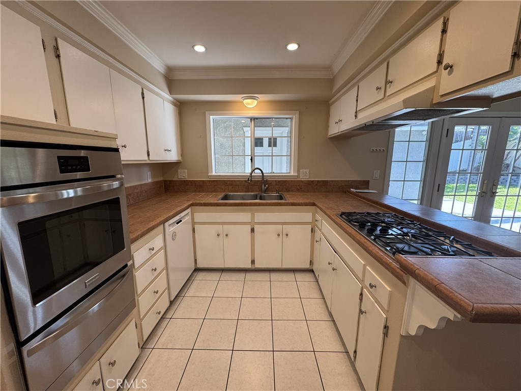 MLS #PW25232306 image #6