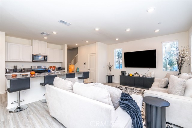 MLS #PW25232741 image #10