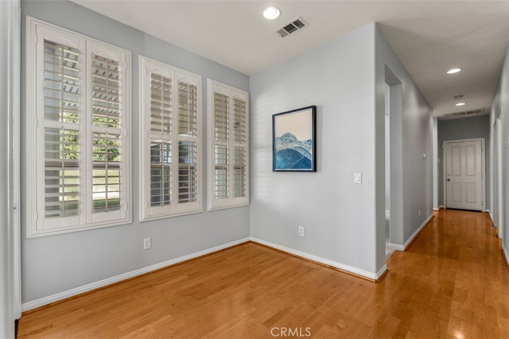 MLS #PW25232965 image #12