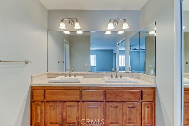 MLS #OC25179846 image #15