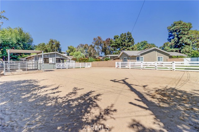 MLS #OC25179846 image #36