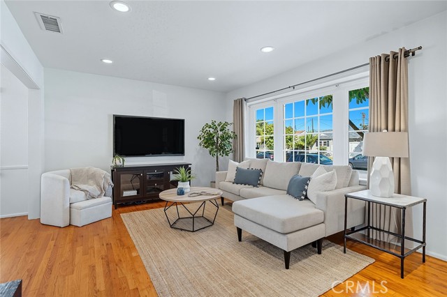 MLS #PW25233218 image #3