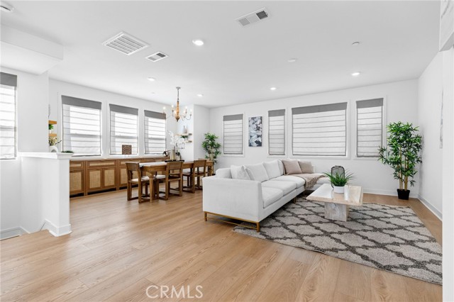 MLS #PW25233747 image #1