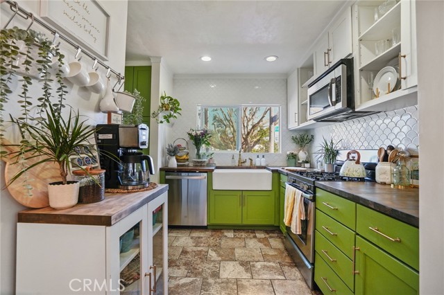 MLS #PW25234139 image #0