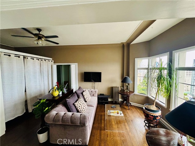 MLS #PW25235203 image #2