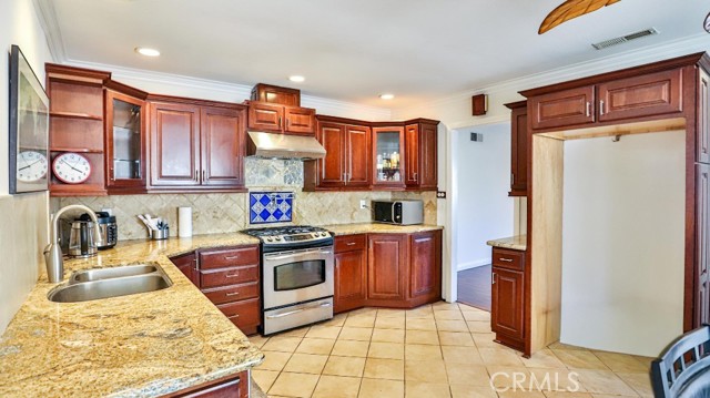 MLS #PW25235811 image #10