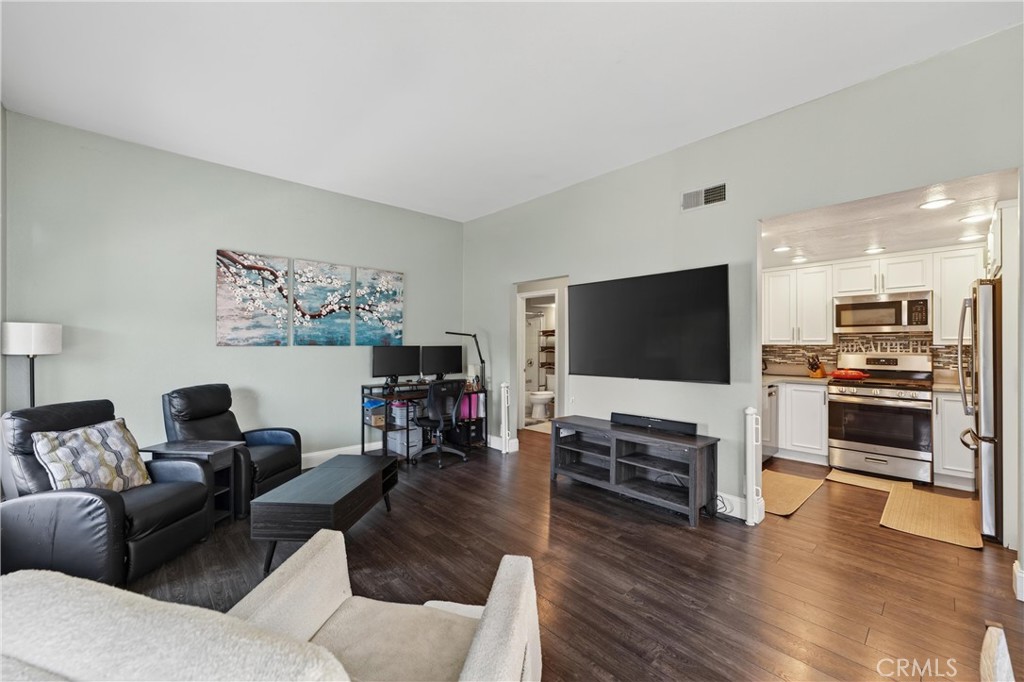 MLS #PW25236327 image #9