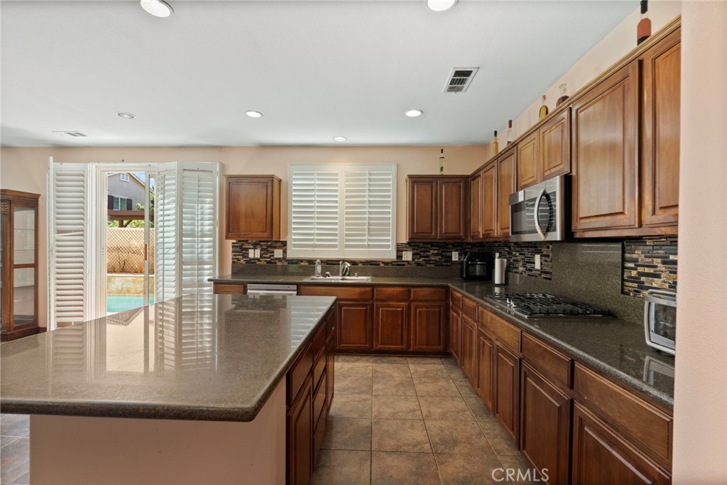 MLS #PW25236668 image #13