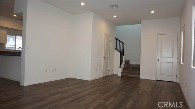 MLS #PW25238033 image #2