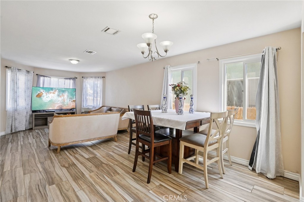 MLS #PW25238340 image #4