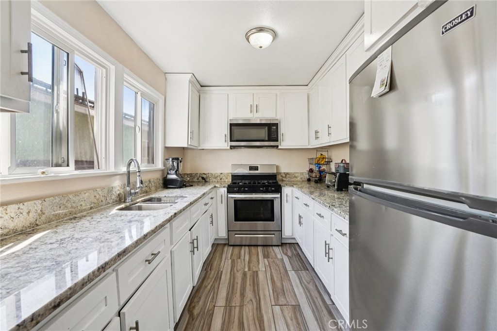 MLS #PW25238340 image #5