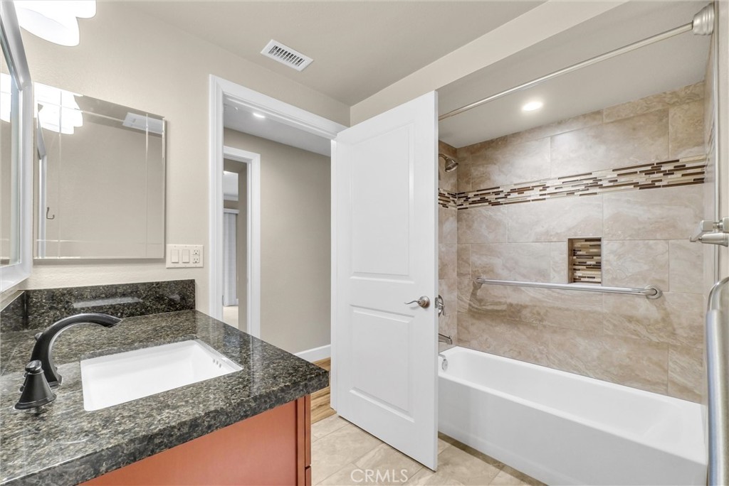 MLS #PW25238578 image #14