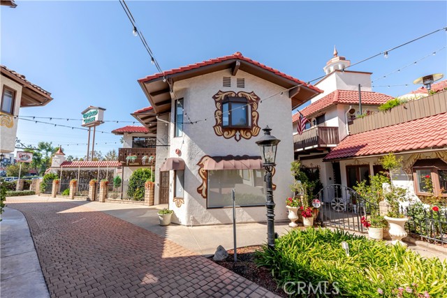 MLS #PW25238650 image #1