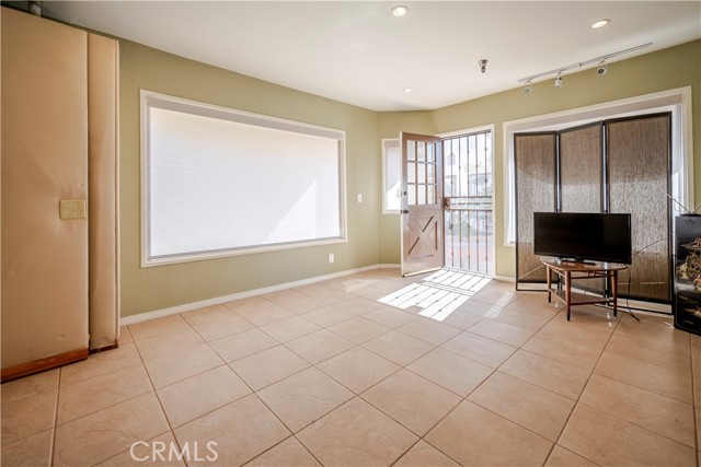 MLS #PW25238650 image #6