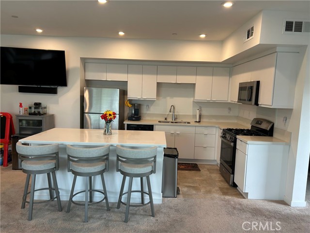 MLS #PW25238698 image #1