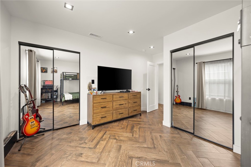 MLS #PW25239402 image #11