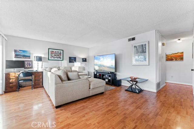 MLS #PW25239718 image #4