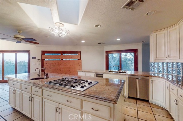 MLS #PW25240289 image #10