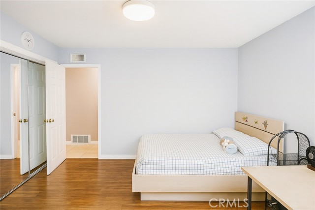 MLS #PW25240408 image #10