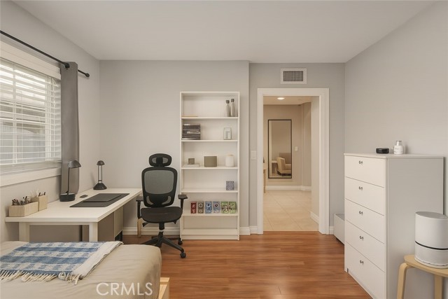 MLS #PW25240408 image #11