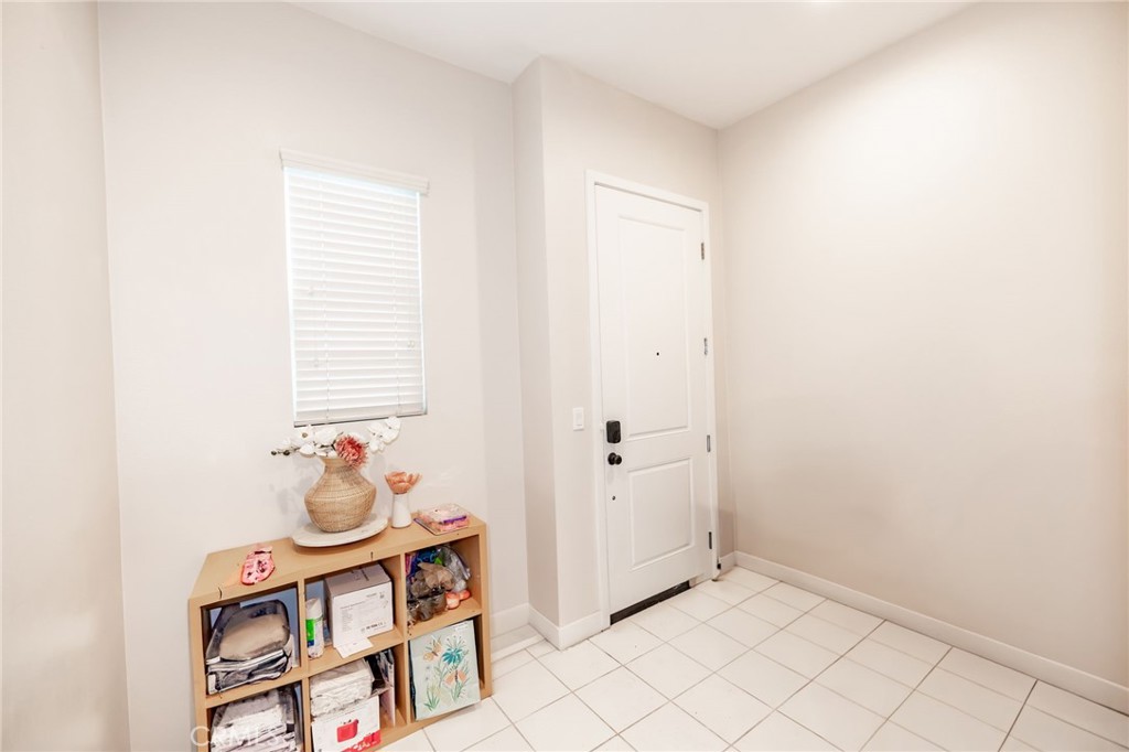 MLS #PW25240714 image #1