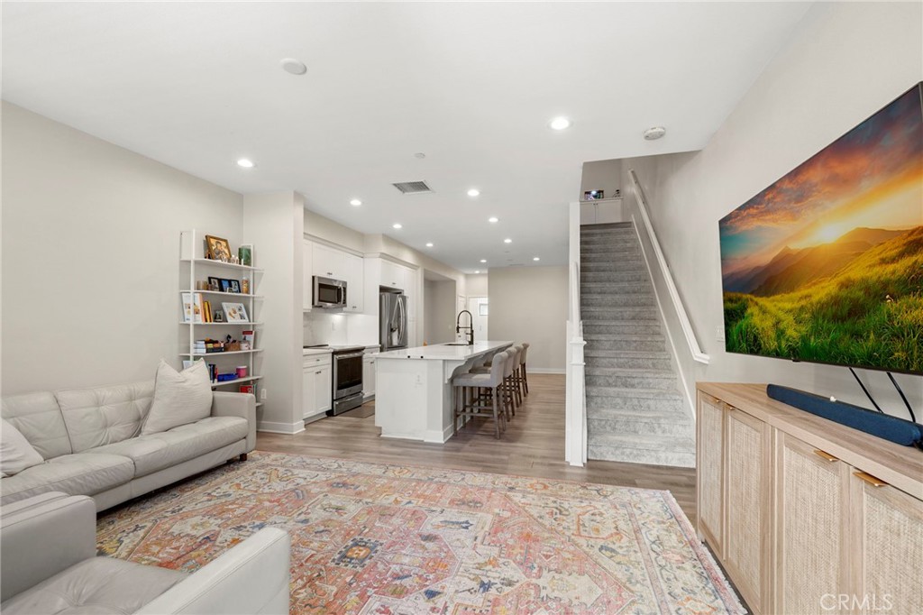 MLS #PW25240714 image #10