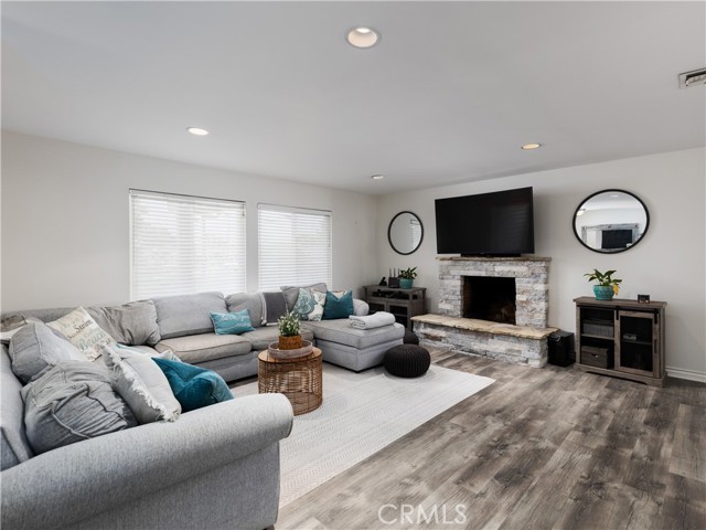 MLS #PW25240742 image #6