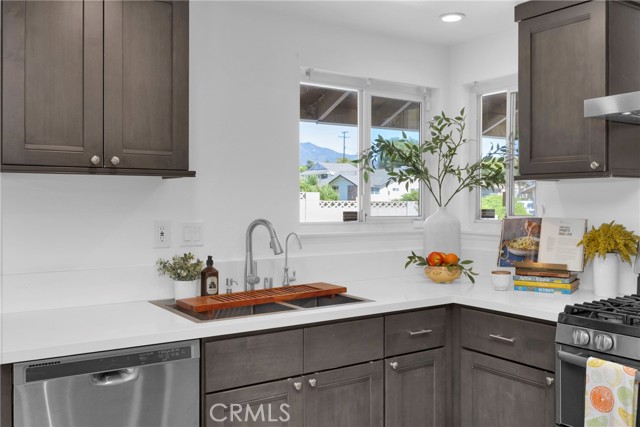 MLS #PW25240755 image #5