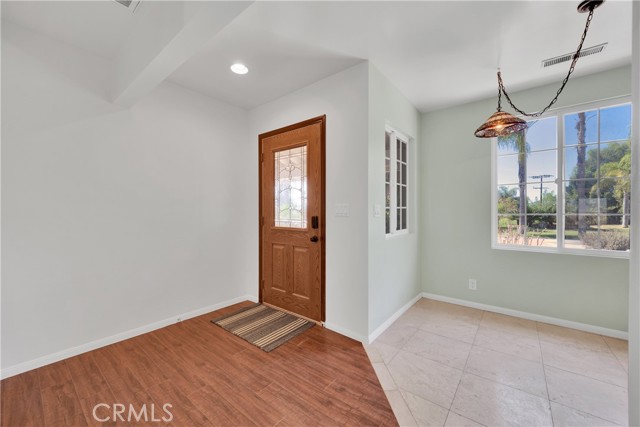 MLS #PW25240837 image #4