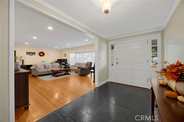 MLS #PW25240850 image #3