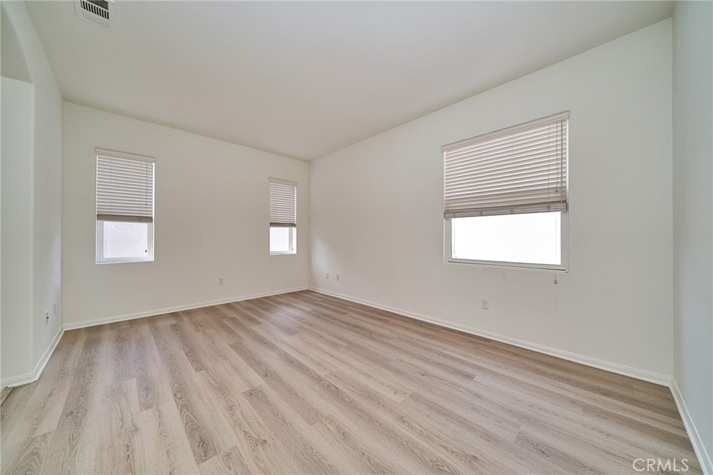 MLS #PW25240925 image #40