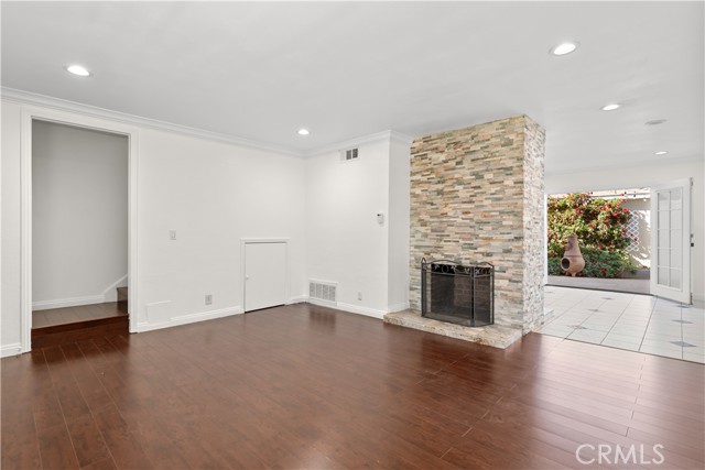 MLS #PW25240952 image #3