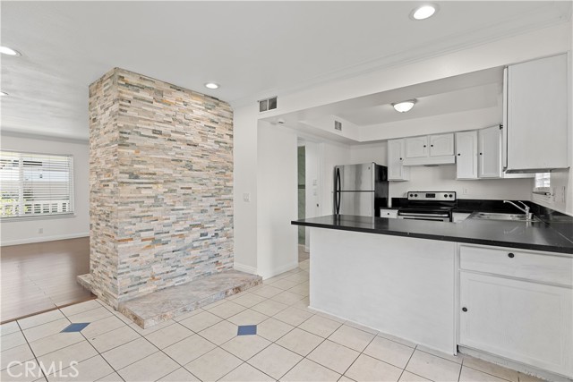 MLS #PW25240952 image #9