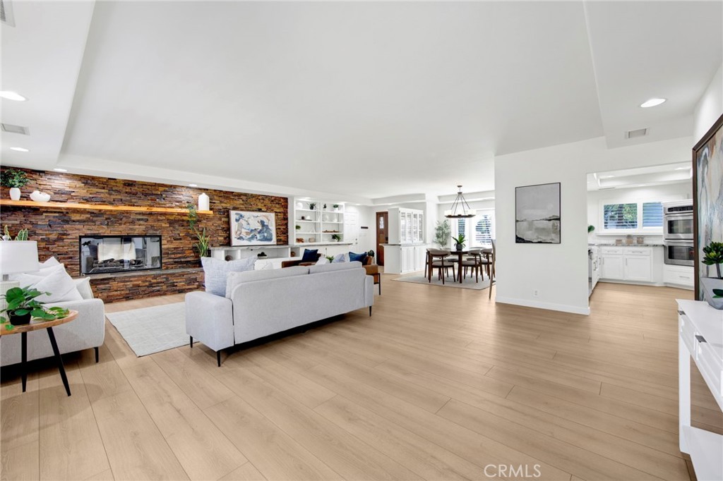 MLS #PW25240956 image #5