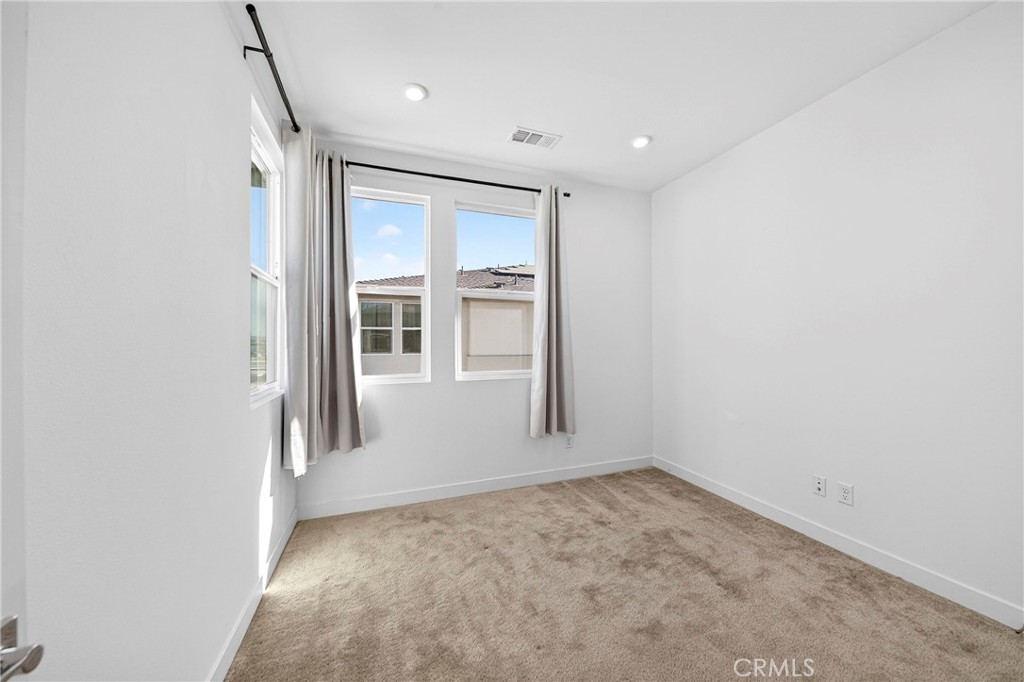 MLS #PW25241362 image #21