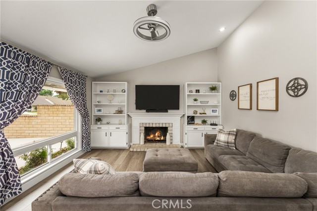 MLS #PW25241578 image #4